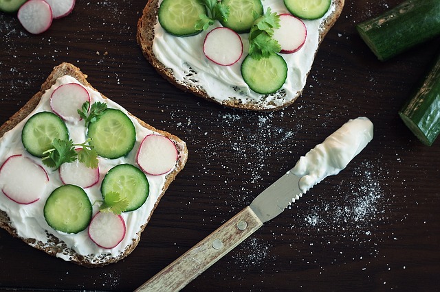 Three Things You Must Know About Going Vegan (1)